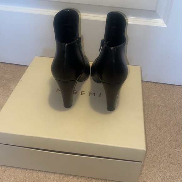 M. Gemi black heeled booties - Picture 2 of 4